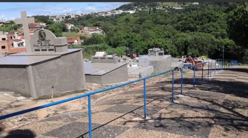 Cemitério Municipal: Melhorias continuam com obras sendo promovidas no espaço