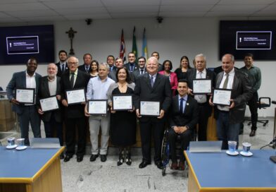 Solenidade concedeu Títulos de Cidadania Rio-Pardense para nove indicados