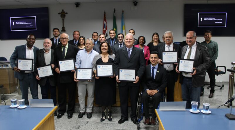 Solenidade concedeu Títulos de Cidadania Rio-Pardense para nove indicados