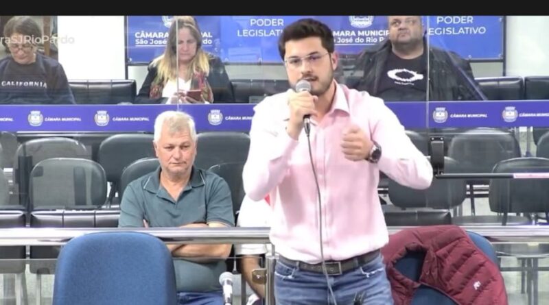 Vereador Xandão Tosini pede agilidade na votação do PL à redução da tarifa do transporte coletivo