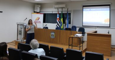 “Os Direitos e Deveres dos Segurados da Previdência Social” foram tema de palestra na “Escola do Legislativo”