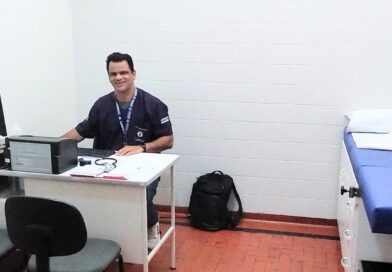 Oncologista Dr. Uanderson Resende destaca tudo que você precisa saber sobre o câncer de mama