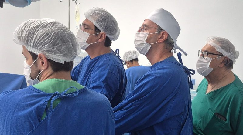 Teixeira, Franchi e Andreghetto: Família unida fora e dentro do Centro Cirúrgico