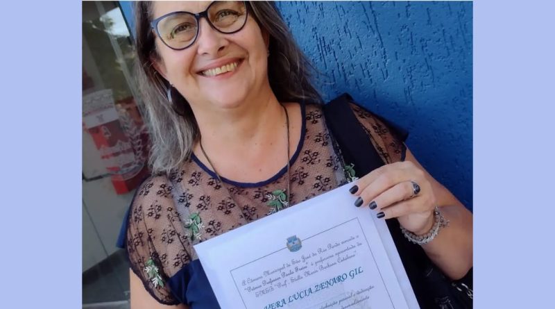 Homenagem à Vera Gil: Professora marcou gerações de alunos em Rio Pardo