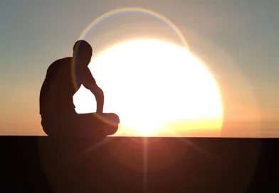 A Crônica da Semana: A reflexão e a ação – O amor à frente da razão e da emoção