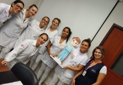 Abril Verde: Santa Casa reforça sobre Segurança no Trabalho (Setor Isolamento) junto à Enfermagem