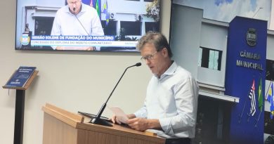 Dr. Jorge Santo Urbano recebe homenagem pela exímia atuação na Medicina e na Saúde de Rio Pardo