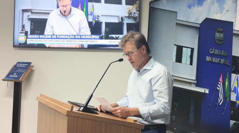 Dr. Jorge Santo Urbano recebe homenagem pela exímia atuação na Medicina e na Saúde de Rio Pardo