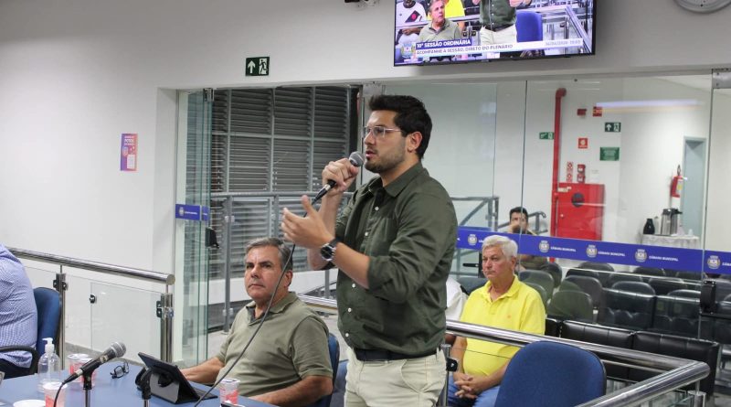 Ver. Xandão Tosini destaca verba à Santa Casa e novas ações à climatização do ‘Tartarugão’