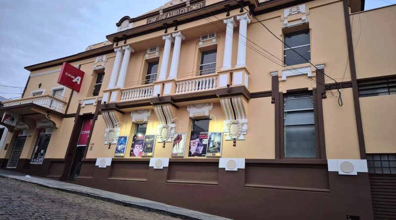 Patrimônio preservado: CCIB restaura pintura do prédio que abriga o Cine Colombo