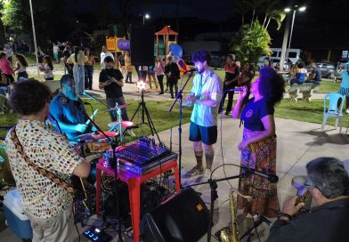Batuque no Asfalto: Samba do Chicão promoveu apresentações em Feira, bairros e EMEB
