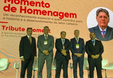 Cooxupé e presidente Carlos Melo foram homenageados no Seminário Internacional do Café 2026