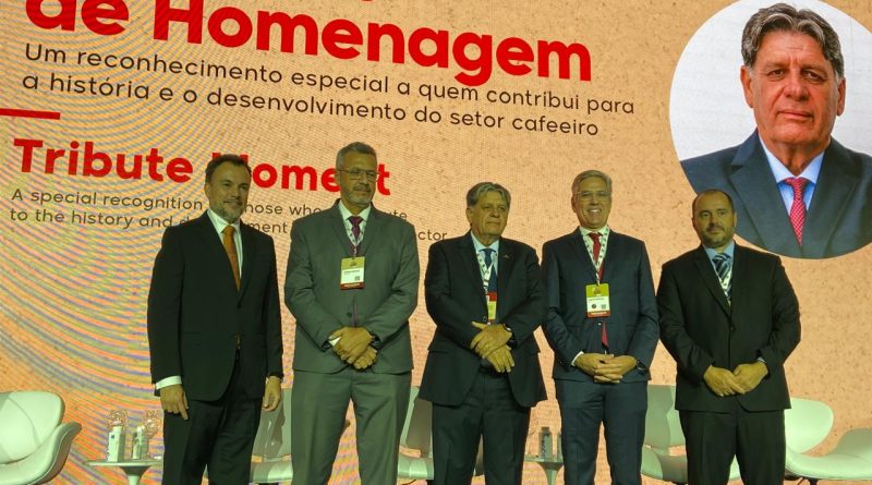 Cooxupé e presidente Carlos Melo foram homenageados no Seminário Internacional do Café 2026