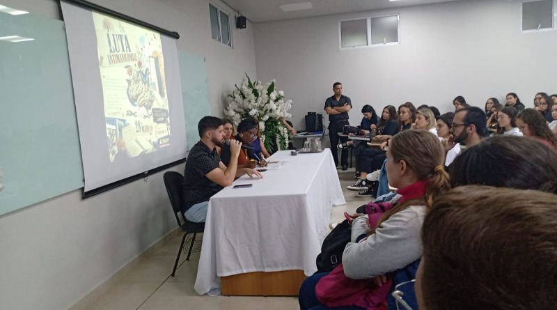 Psicologia UNIP promoveu Mesa Redonda sobre os 25 anos da Lei Antimanicomial no Brasil