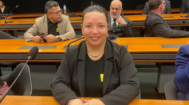 Sincomerciários e escala 6X1: Presidente Michelli Rossana esteve em Brasília acompanhando a votação da PEC