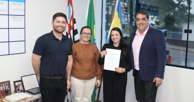 Câmara tem nova Educadora Legislativa: Fernanda Mansano Aracri tomou posse