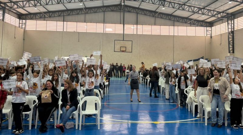 PROERD forma mais 485 alunos, de oito escolas rio-pardenses – Parabéns a todos!