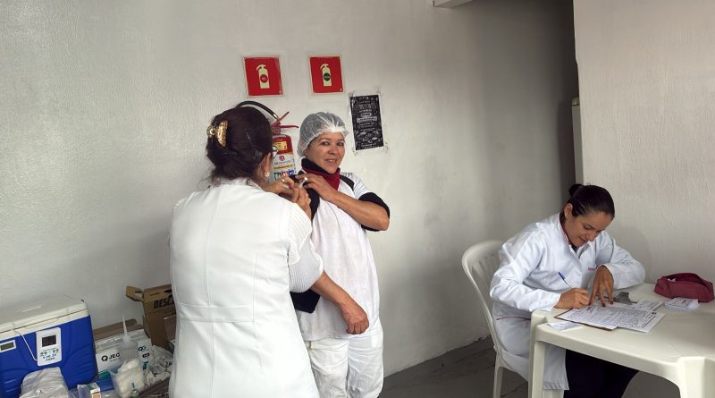 Saúde Ocupacional e Assistencial SAVISA promoveu Campanha de Vacinação (Gripe) na Plask e na Unaí