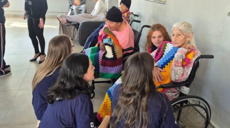 “Amor que Acolhe”: Alunos do ‘Unigrau’ desenvolvem Campanha e entregam doações a três entidades