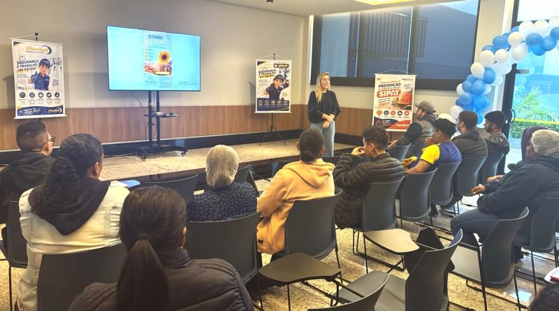 Setembro Amarelo: Saúde Ocupacional/Assistencial SAVISA e Plask promoveram palestra com a psicóloga Ana Amélia Junqueira