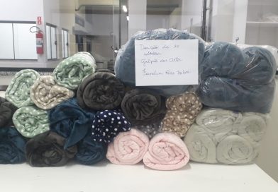 Solidariedade: Dezenas de cobertores foram doados à Santa Casa Hospital São Vicente