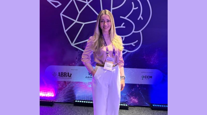 Ampliando conhecimentos: Gerontóloga Letícia Semensato participou de Congresso sobre Alzheimer e Saúde da Pessoa Idosa