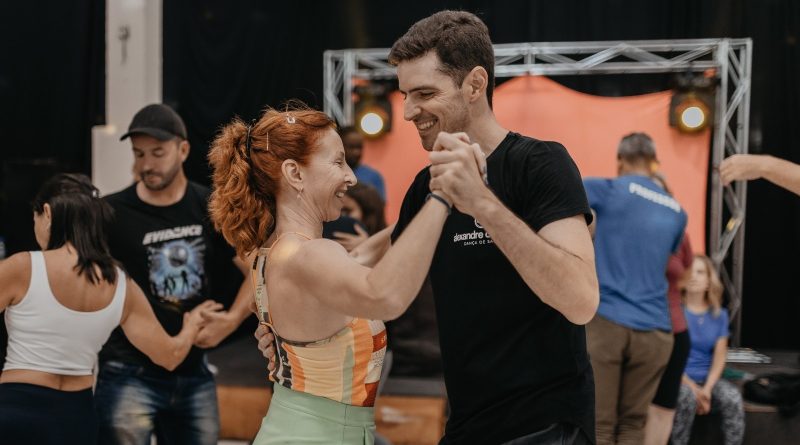 Muito além do movimento: Dr. Marcelo Martini fala dos benefícios e prazeres da Dança de Salão