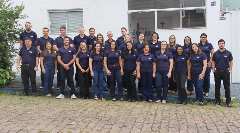 Fontão Contabilidade completa 35 anos de trabalho, credibilidade e confiança junto a seus clientes