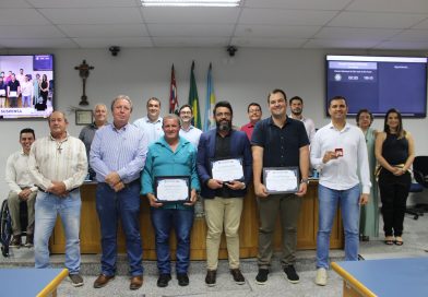 Homenagem: Dia do Vereador e Dia do Servidor Público são lembrados pela Câmara Municipal