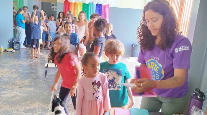 SAIS promoveu e participou de ações voltadas às crianças, idosos e de combate à violência doméstica
